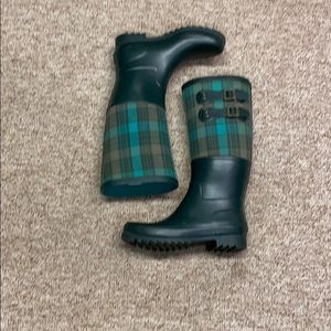 Ugg rain boots